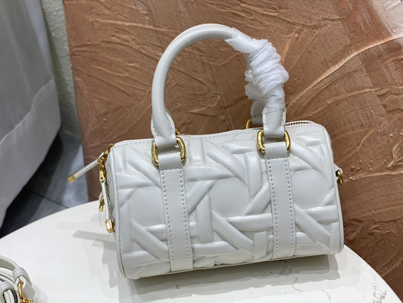 N品 DIOR ディオール Dior Groove 16 ミニバッグ S4000UBOL_M030 ホワイト ゴールド金具 激安優良店 - 画像 (6)