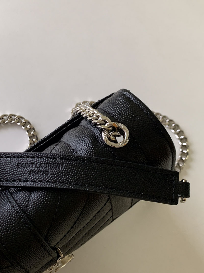 N品 YSL サンローラン ショルダーバッグ エンヴェロップ スモール ブラック 600195BOW921000 ラムスキン シルバー金具 - 画像 (5)
