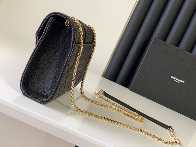 N品 YSL サンローラン ショルダーバッグ エンヴェロップ スモール ブラック 600195BOW911000 ラムスキン ゴールド金具 - 画像 (9)
