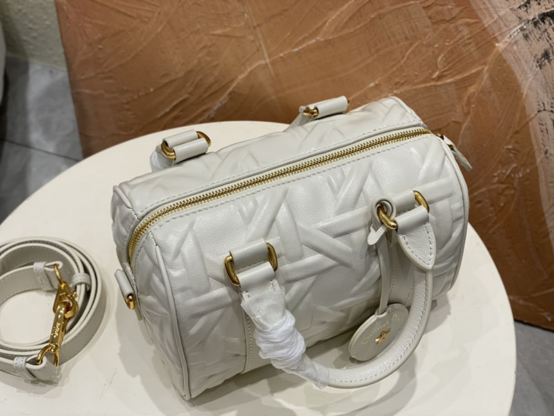 N品 DIOR ディオール Dior Groove 20 バッグ スモール M1364UBOL_M030 ホワイト ゴールド金具 激安優良店 - 画像 (5)