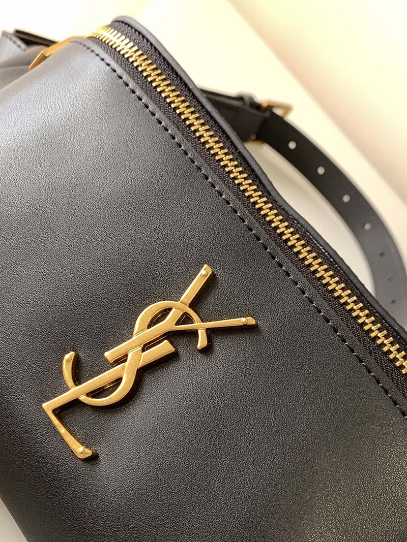 N品 YSL サンローラン バッグ メンズ ベルトバッグ”モノグラム” ブラック 590076DME0W1000 ラムスキン ゴールド金具 - 画像 (6)