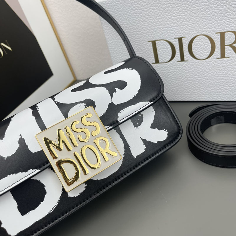 N品 DIOR ディオール Miss Dior フラップバッグ M2610UZCJ_M911 黒 ブラックxホワイト ゴールド金具 激安優良店 - 画像 (8)