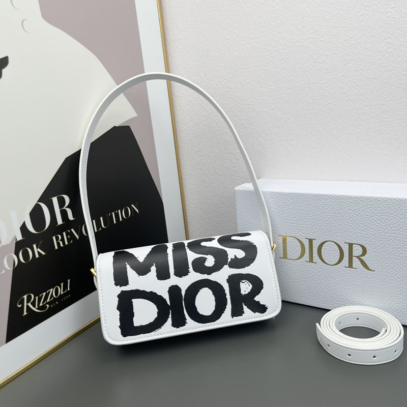 N品 DIOR ディオール Miss Dior フラップバッグ M2610UZCJ_M933 ホワイトx黒 ブラック ゴールド金具 激安優良店 - 画像 (9)