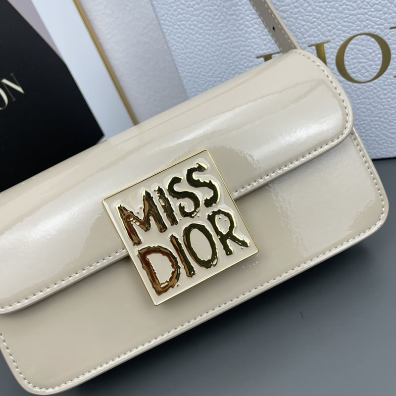 N品 DIOR ディオール Miss Dior フラップバッグ M2610UWIS_M51U パウダーベージュ ゴールド金具 激安優良店 - 画像 (8)