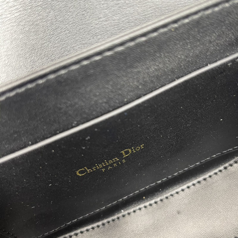 N品 DIOR ディオール 30 Montaigne Avenue トップハンドルバッグ ミディアム M9371UNQA_M900 黒 ブラック カーフスキン 2024年冬の新作 - 画像 (4)