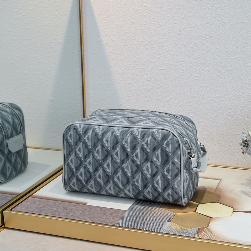 N品 DIOR ディオール ポーチ 2ESCA494CDP_H42E CD Diamond コーティング カーフスキン シルバー金具 激安優良店 - 画像 (8)