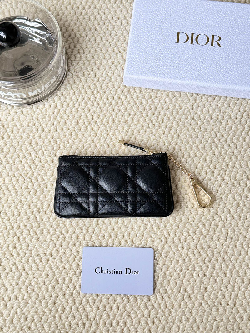 N品 DIOR ディオール財布コピー Dior Caro Myrte ジップ キーケース S5158UWHC_M900 黒 ブラック カーフスキン ゴールド金具 激安優良店 - 画像 (6)