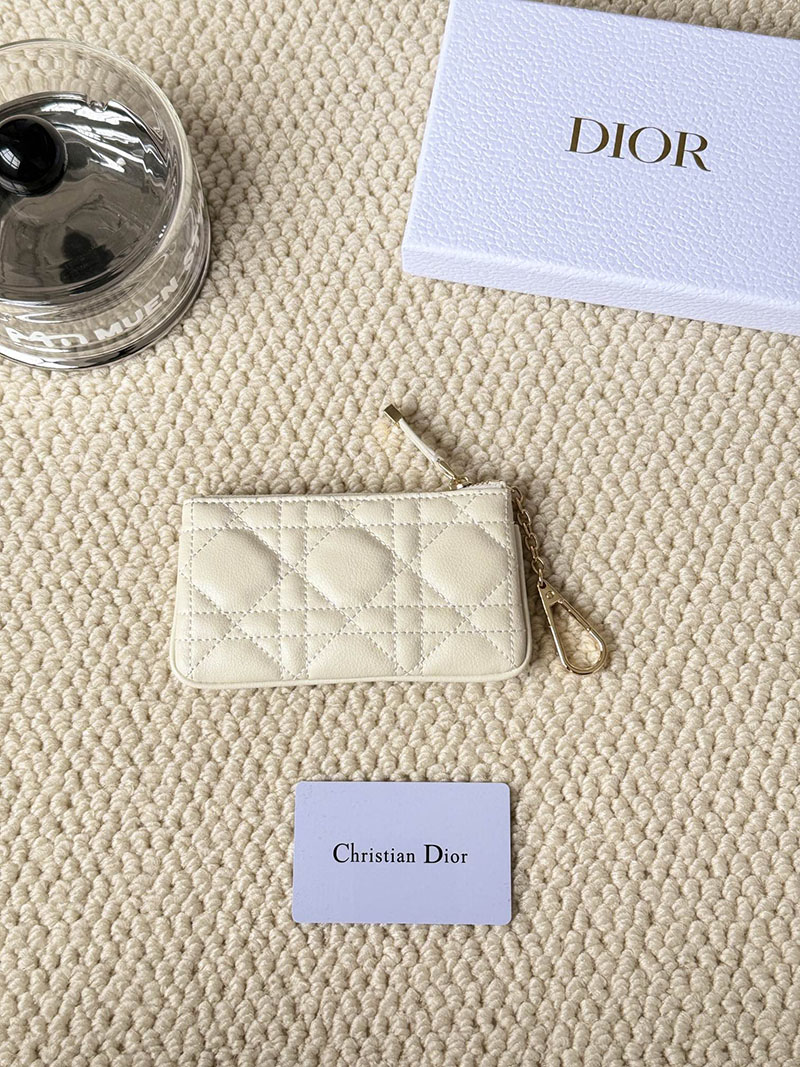 N品 DIOR ディオール財布コピー Dior Caro Myrte ジップ キーケース S5158UWHC_M030 ラテ カーフスキン ゴールド金具 激安優良店 - 画像 (6)
