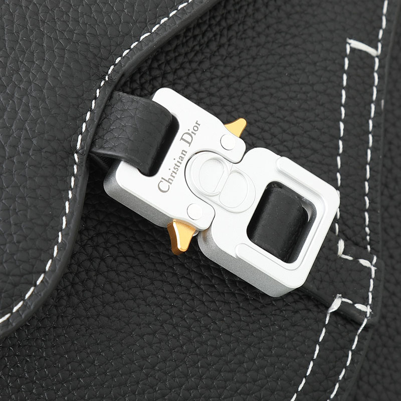 最高級ディオールスーパーコピー ディオールバッグコピー Saddle メッセンジャーバッグ 1ADPO325YKK_H00N 黒 ブラック カーフスキン 2024年秋の新作 - 画像 (4)