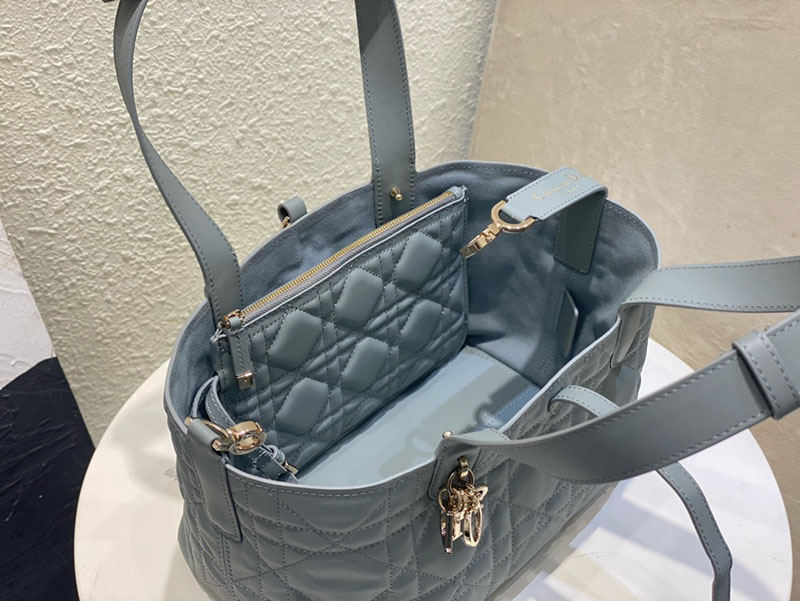 超N品 ディオールバッグコピー Dior Toujours バッグ スモール M2822OSHJ_M41G ストーングレー カーフスキン ゴールド金具 - 画像 (4)