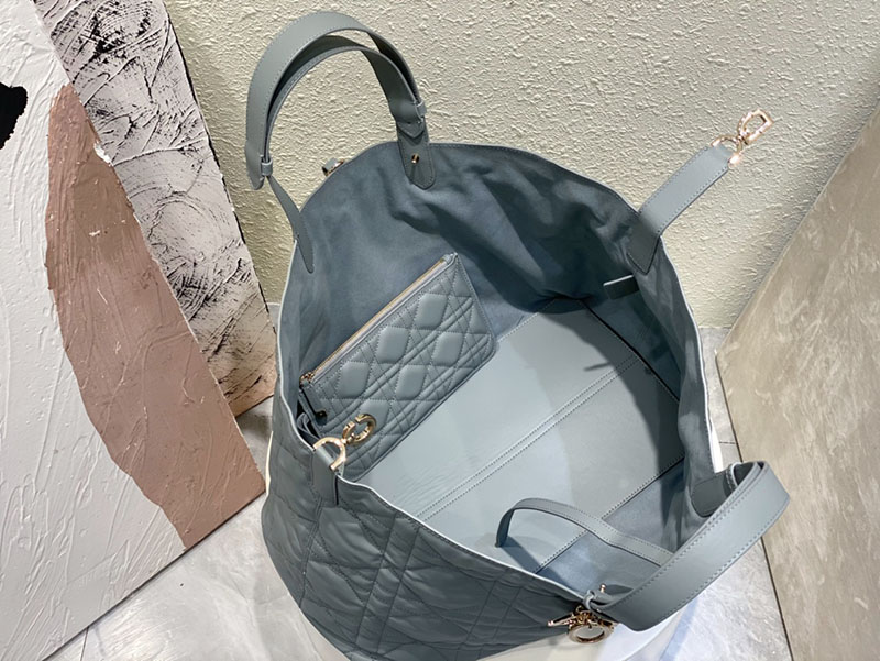 超N品 ディオールバッグコピー Dior Toujours バッグ ラージ M2820OSHJ_M41G ストーングレー カーフスキン ゴールド金具 - 画像 (5)
