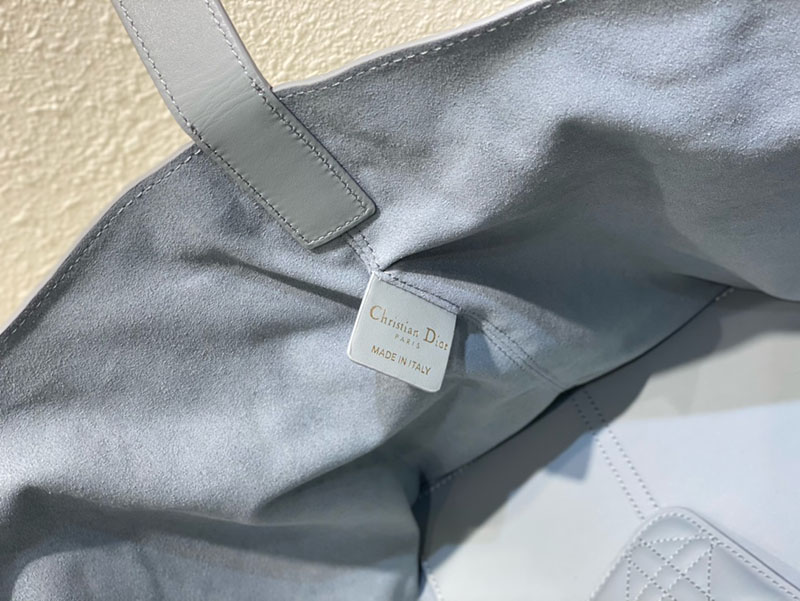 超N品 ディオールバッグコピー Dior Toujours バッグ ラージ M2820OSHJ_M41G ストーングレー カーフスキン ゴールド金具 - 画像 (3)