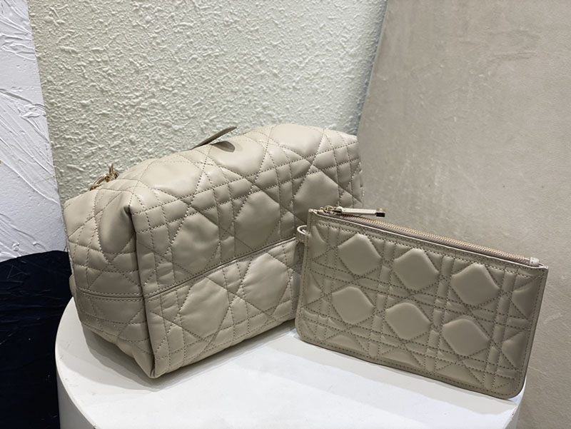 超N品 ディオールバッグコピー Dior Toujours バッグ スモール M2822OSHJ_M51U パウダーベージュ カーフスキン ゴールド金具 - 画像 (4)