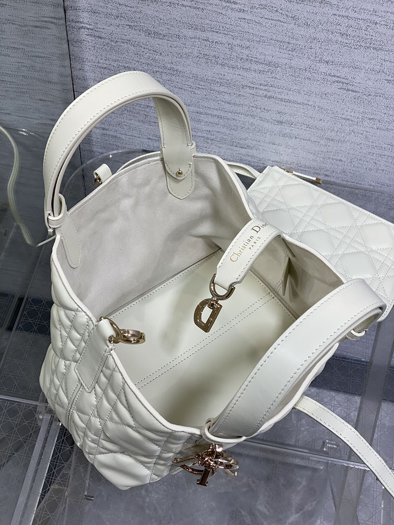 超N品 ディオールバッグコピー Dior Toujours バッグ スモール M2822OSHJ_M030 ホワイト カーフスキン ゴールド金具 - 画像 (3)