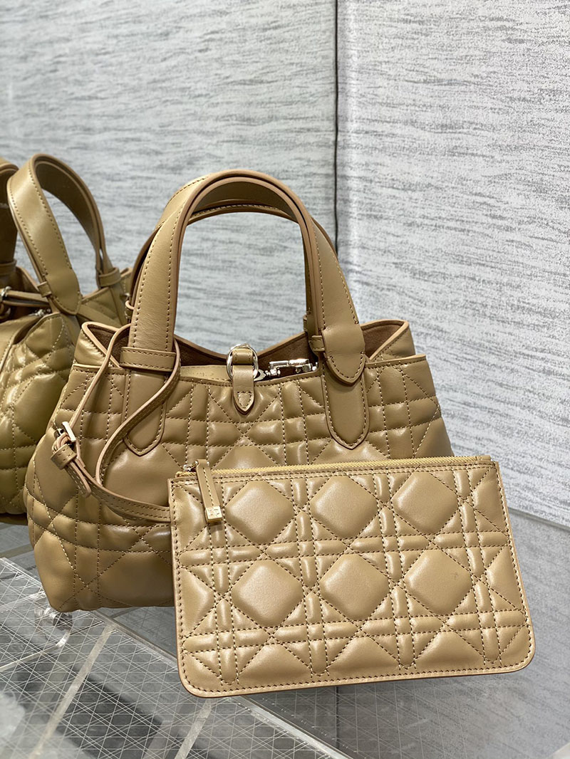 超N品 ディオールバッグコピー Dior Toujours バッグ スモール M2822OSHJ_M53U ブラウン カーフスキン ゴールド金具 - 画像 (7)