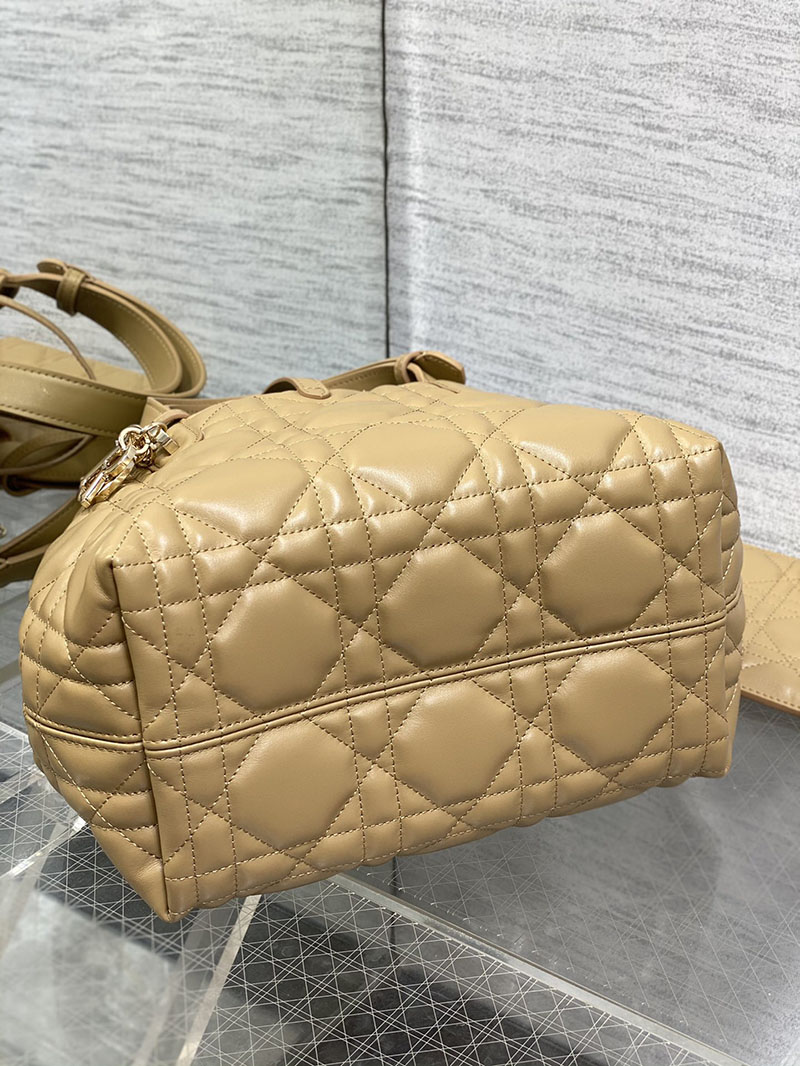 超N品 ディオールバッグコピー Dior Toujours バッグ スモール M2822OSHJ_M53U ブラウン カーフスキン ゴールド金具 - 画像 (4)