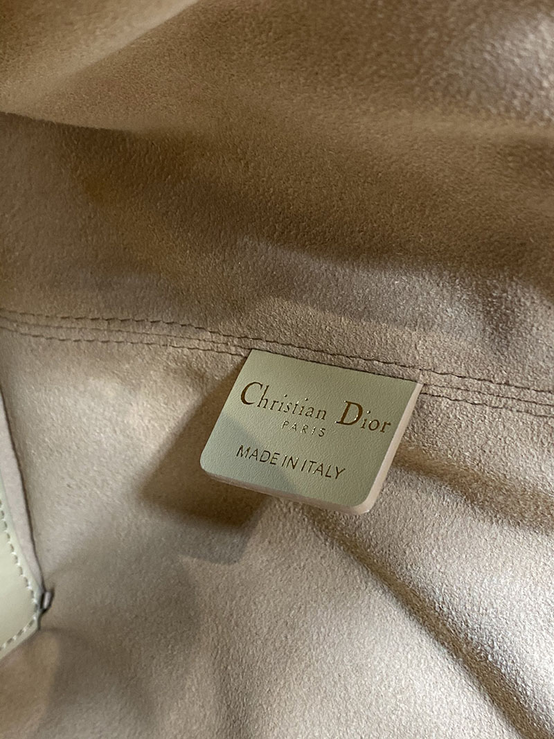 超N品 ディオールバッグコピー Dior Toujours バッグ ミディアム M2821OSHJ_M53U ブラウン カーフスキン ゴールド金具 - 画像 (2)