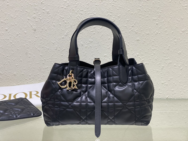 超N品 ディオールバッグコピー Dior Toujours バッグ スモール M2822OSHJ_M900 黒 ブラック カーフスキン ゴールド金具 - 画像 (9)