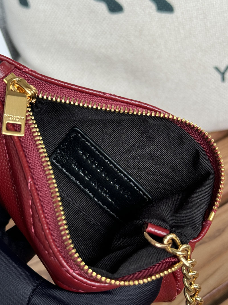 最高級サンローランスーパーコピー サンローラン 小物入れ モノグラム・サンローラン キーポーチ ROUGE MERLOT 438386CWU016592 牛革 ゴールド金具 - 画像 (3)