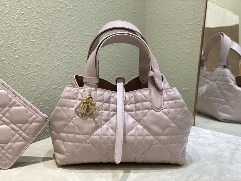 超N品 ディオールバッグコピー Dior Toujours バッグ スモール M2822OSHJ_M05N ピンク カーフスキン ゴールド金具 - 画像 (9)