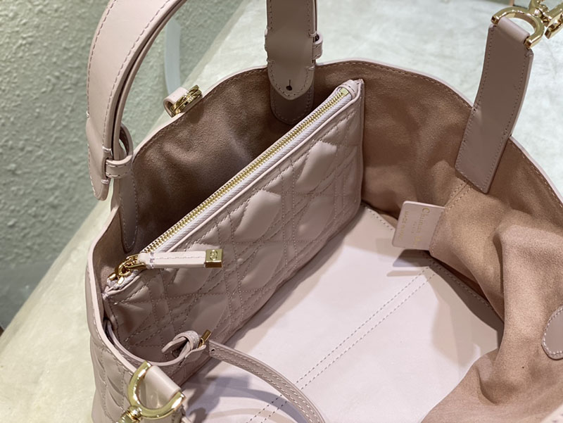 超N品 ディオールバッグコピー Dior Toujours バッグ スモール M2822OSHJ_M05N ピンク カーフスキン ゴールド金具 - 画像 (4)