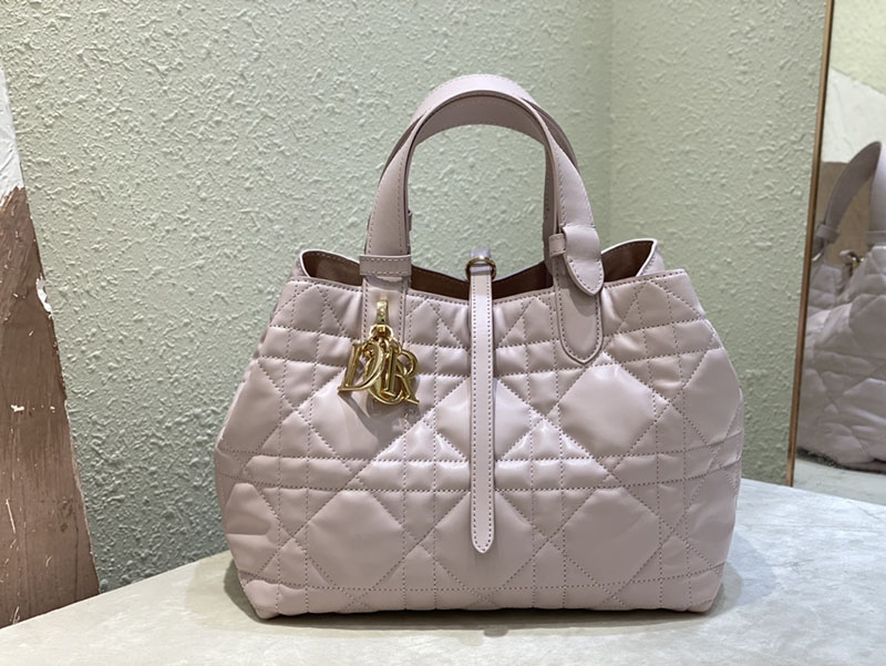 超N品 ディオールバッグコピー Dior Toujours バッグ ミディアム M2821OSHJ_M05N ピンク カーフスキン ゴールド金具 - 画像 (9)