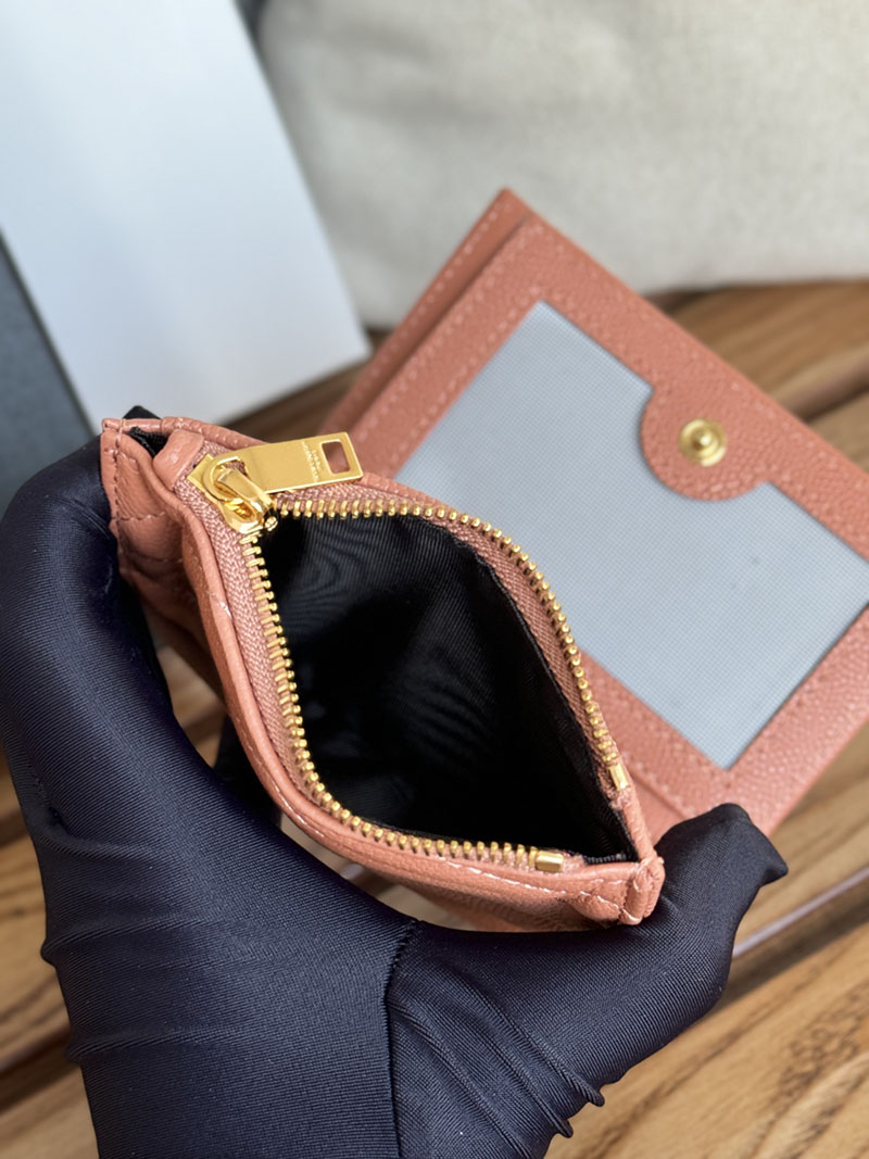 最高級サンローランスーパーコピー レディース サンローラン 財布 モノグラム バイフォールドウォレット PALE PINK 575879BOW016920 カーフスキン ゴールド金具 - 画像 (3)