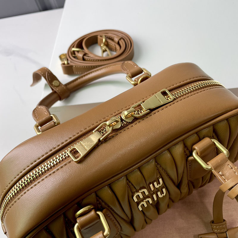 N品 MiuMiu ミュウミュウ アルカディ マテラッセレザー バッグ 5BB142_N88_F098L_V_OON キャメル ゴールド金具 激安優良店 - 画像 (4)