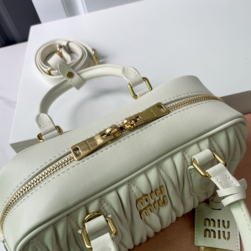 N品 MiuMiu ミュウミュウ アルカディ マテラッセレザー バッグ 5BB142_N88_F0009_V_OON ホワイト ゴールド金具 激安優良店 - 画像 (4)