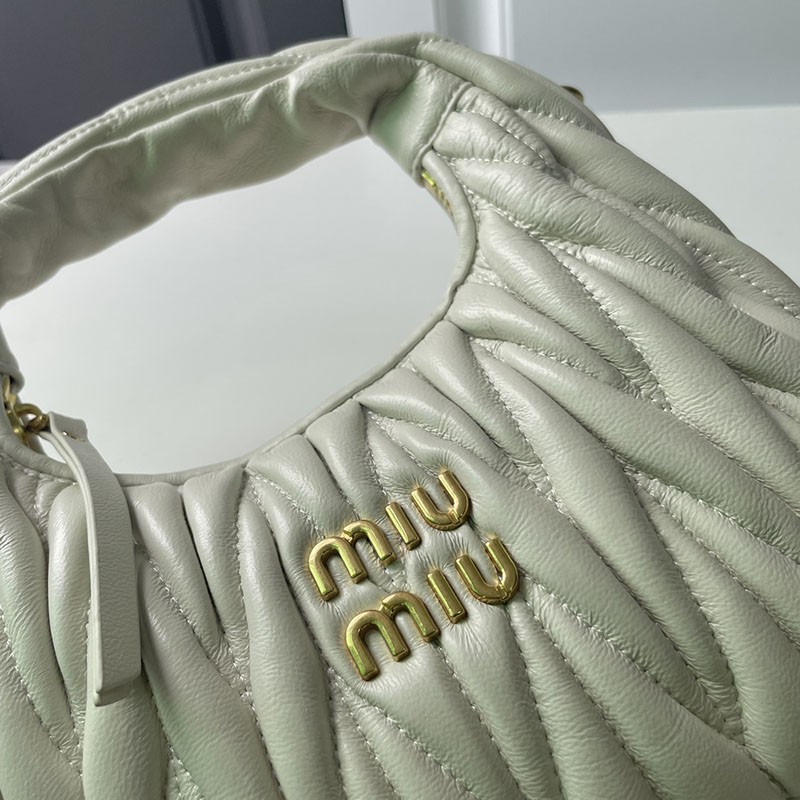 N品 MiuMiu ミュウミュウ ワンダー マテラッセレザー ホーボーバッグ 5BC153_N88_F0009_V_OOO ホワイト ゴールド金具 激安優良店 - 画像 (5)