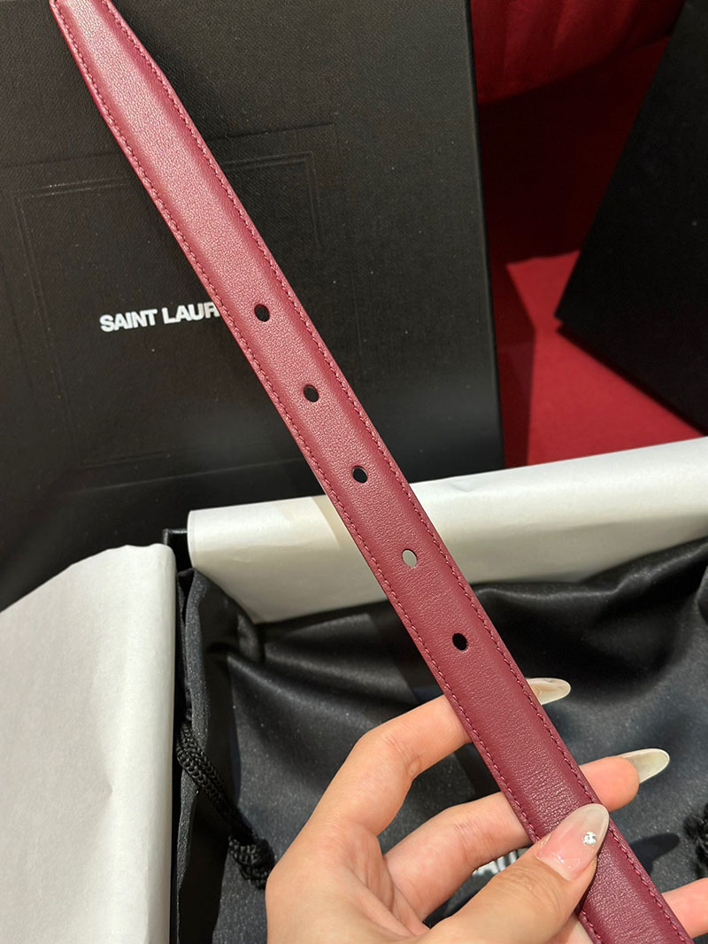 最高級サンローランスーパーコピー サンローランベルトコピー ニュー カサンドラ バックルベルト ROUGE MERLOT 7117902R20E6592 カーフスキンレザー シルバー金具 - 画像 (2)