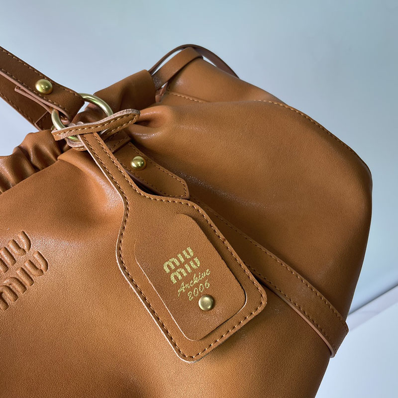 N品 MiuMiu ミュウミュウ ジョワ ナッパレザー バッグ 5BG289_2CSW_F0316_V_MOO ブラウン ゴールド金具 激安優良店 - 画像 (7)