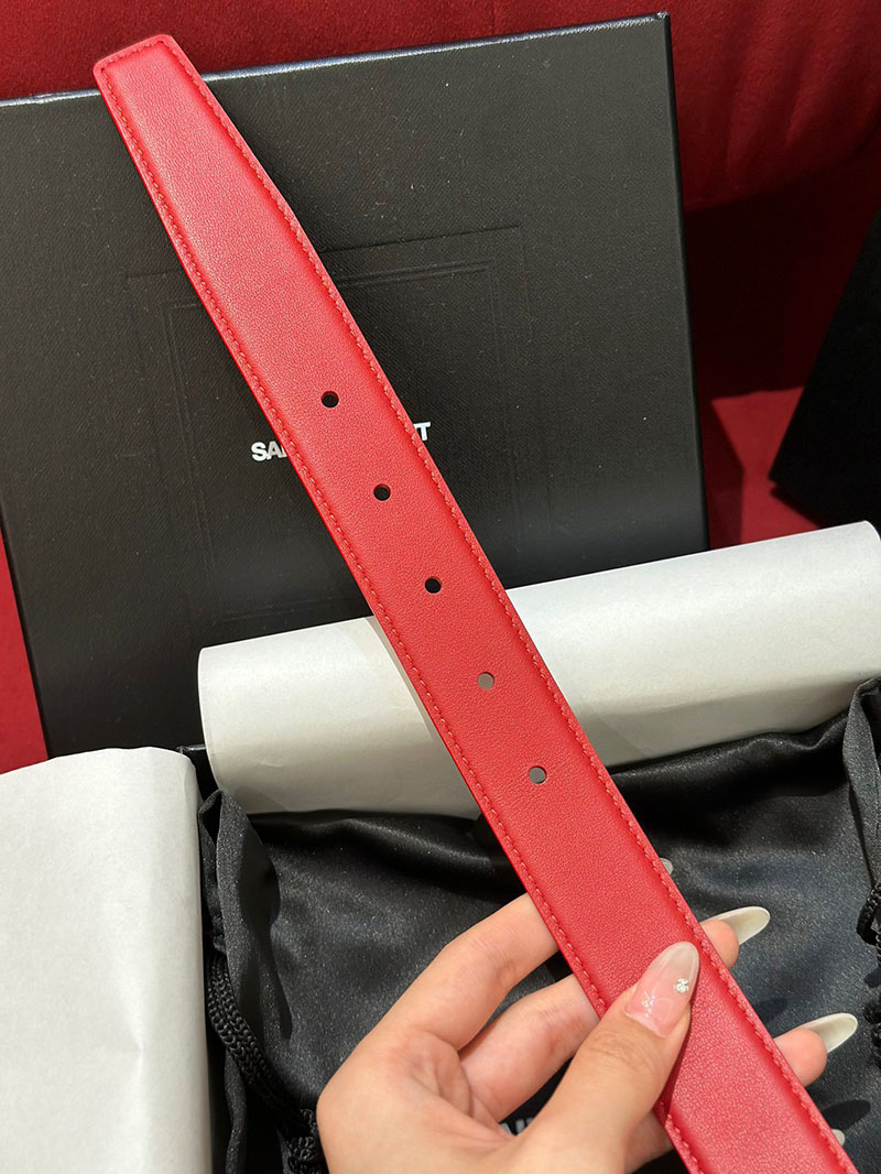 最高級サンローランスーパーコピー サンローランベルトコピー LA 66 バックルベルト レッド 732556AAB256937 カーフスキンレザー ゴールド金具 - 画像 (3)