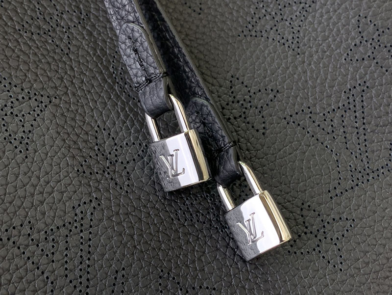 ルイヴィトン ホーボーバッグ 新作 フロール NM ブラック M12139 牛革 シルバー金具 - 画像 (3)