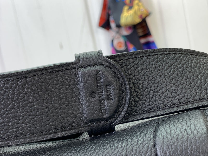 ルイヴィトン メッセンジャーバッグ 新作 ソウル・トランク ブラック M11516 LV コロラド・レザー シルバー金具 メンズ - 画像 (4)