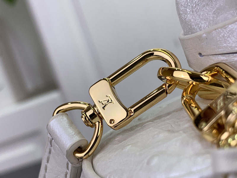 ルイヴィトン ポーチ 新作 Vanity Chain Pouch ホワイト N85911 Ostrich leather ゴールド金具 ミニバッグ 人気 - 画像 (6)
