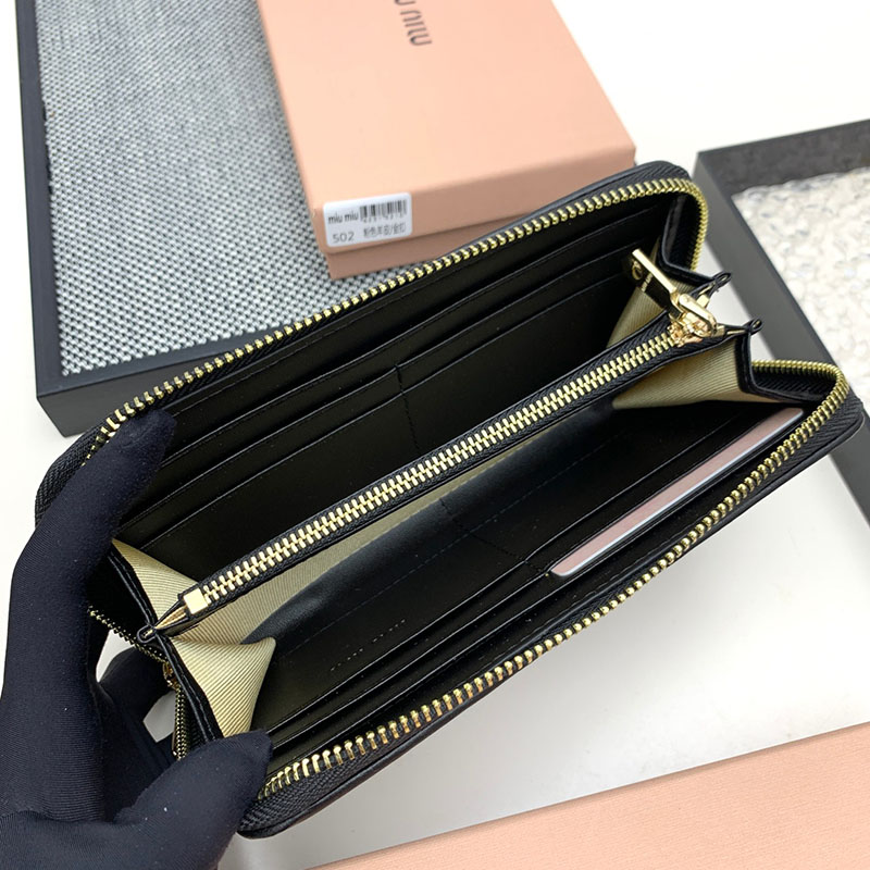 最高級MiuMiuスーパーコピー ミュウミュウ財布コピー マテラッセレザー ジップアラウンド長財布 ブラック 5ML506_2FPP_F0002 レディース 人気 - 画像 (4)
