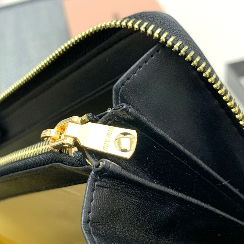 最高級MiuMiuスーパーコピー ミュウミュウ財布コピー マテラッセレザー ジップアラウンド長財布 ブラック 5ML506_2FPP_F0002 レディース 人気 - 画像 (3)