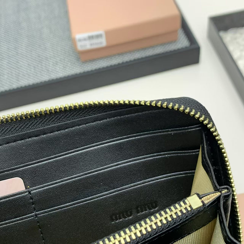 最高級MiuMiuスーパーコピー ミュウミュウ財布コピー マテラッセレザー ジップアラウンド長財布 ブラック 5ML506_2FPP_F0002 レディース 人気 - 画像 (2)