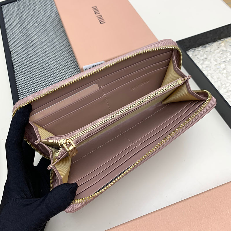 最高級MiuMiuスーパーコピー ミュウミュウ財布コピー マテラッセレザー ジップアラウンド長財布 ピンク 5ML506_2FPP_F0E18 レディース 人気 - 画像 (4)