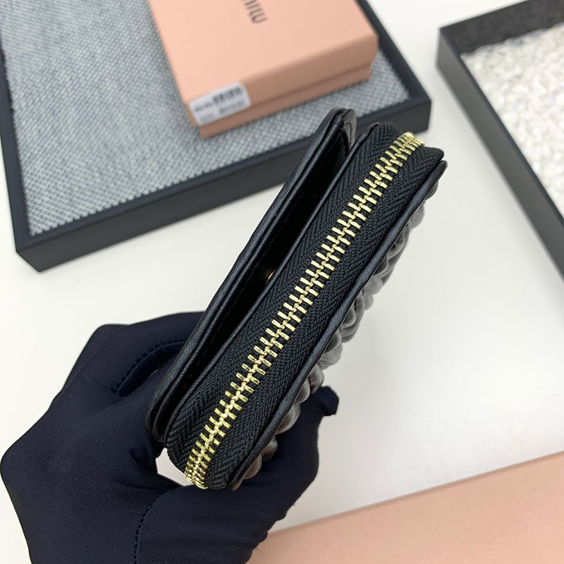 最高級MiuMiuスーパーコピー ミュウミュウ財布コピー マテラッセレザー 財布 ブラック 5ML522_2FPP_F0002 ミニ財布 人気 - 画像 (6)