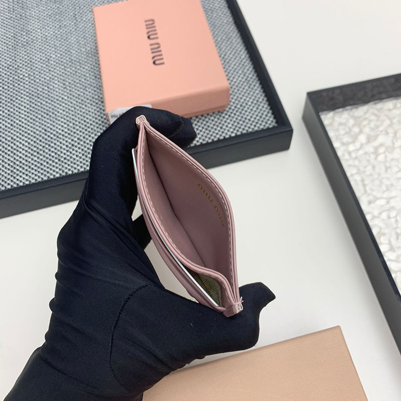 最高級MiuMiuスーパーコピー ミュウミュウカードケースコピー マテラッセレザー カードケース ピンク 5MC076_2FPP_F0E18 レディース 人気 - 画像 (4)