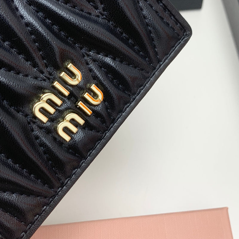 最高級MiuMiuスーパーコピー ミュウミュウ財布コピー マテラッセレザー 折り財布 ブラック 5MV204_2FPP_F0002 二つ折り財布 人気 - 画像 (5)