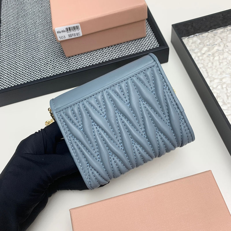 最高級MiuMiuスーパーコピー ミュウミュウ財布コピー ウォレットバッグ チェーン ショルダー財布 ライトブルー 5MT013_N88_F0637 レディース 人気 - 画像 (7)