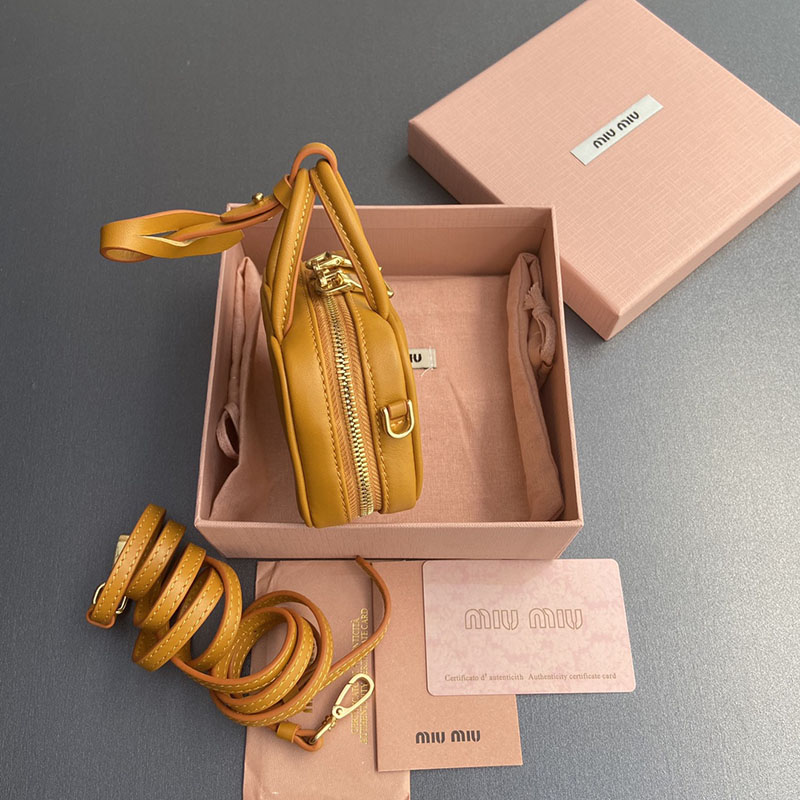 最高級MiuMiuスーパーコピー ミュウミュウバッグコピー レザー マイクロバッグ オレンジ 5NR036_2F8W_F0049 レザー ゴールド金具 - 画像 (7)