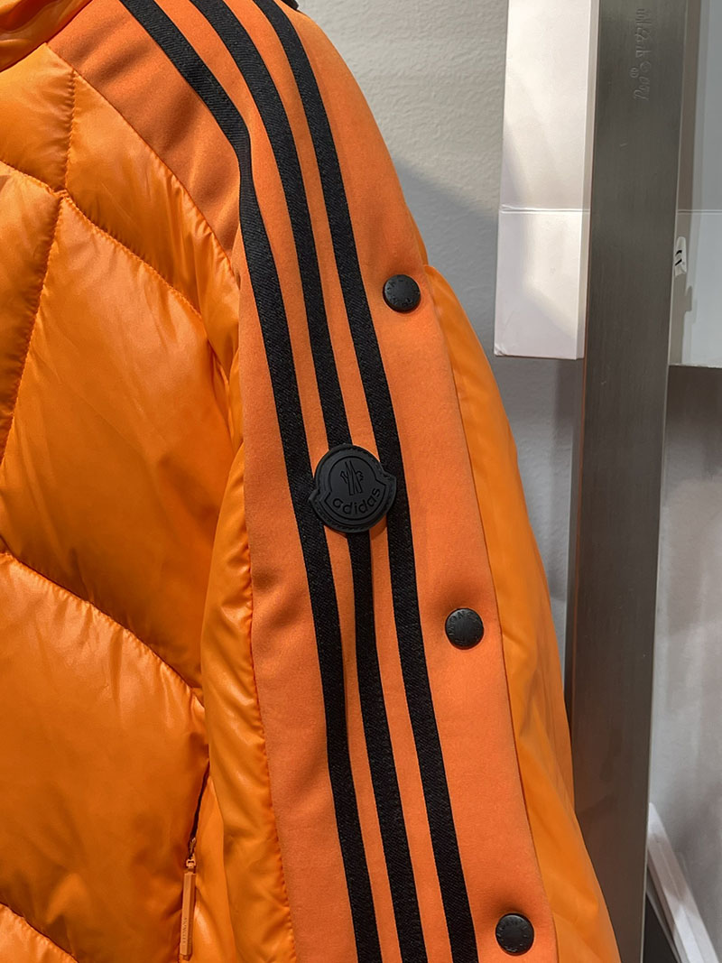 最高級モンクレールスーパーコピー モンクレールダウンジャケットコピー GHANYベスト FUSINE ADIDAS J20931A5250068950999 ブラック - 画像 (3)