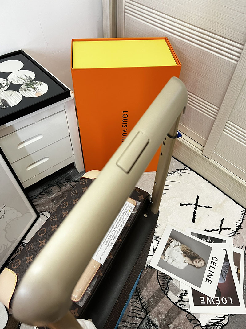 ルイヴィトン スーツケース/キャリーバッグ 新品 ホライゾン 55 ブラウン ブルー モノグラム・リバース キャンバス シルバー金具 - 画像 (4)
