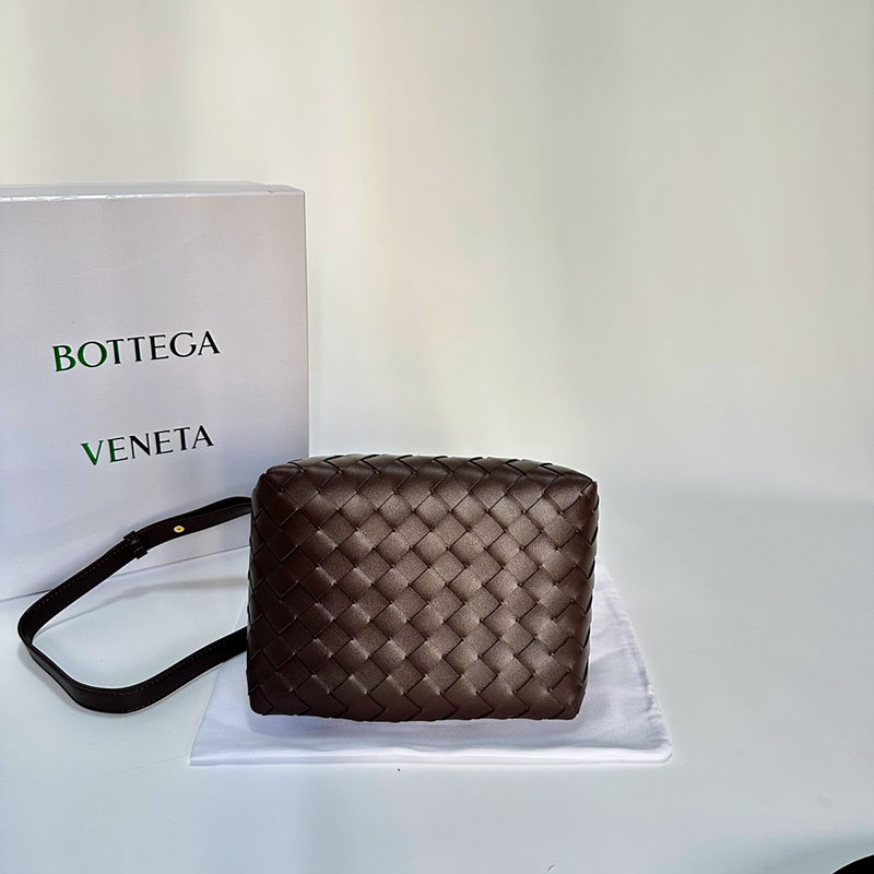 N品 Bottega Veneta ボッテガ・ヴェネタ スモール パラシュート フォンデンテ 796569VCPPT2190 ラムスキン ゴールド金具 激安優良店 - 画像 (5)