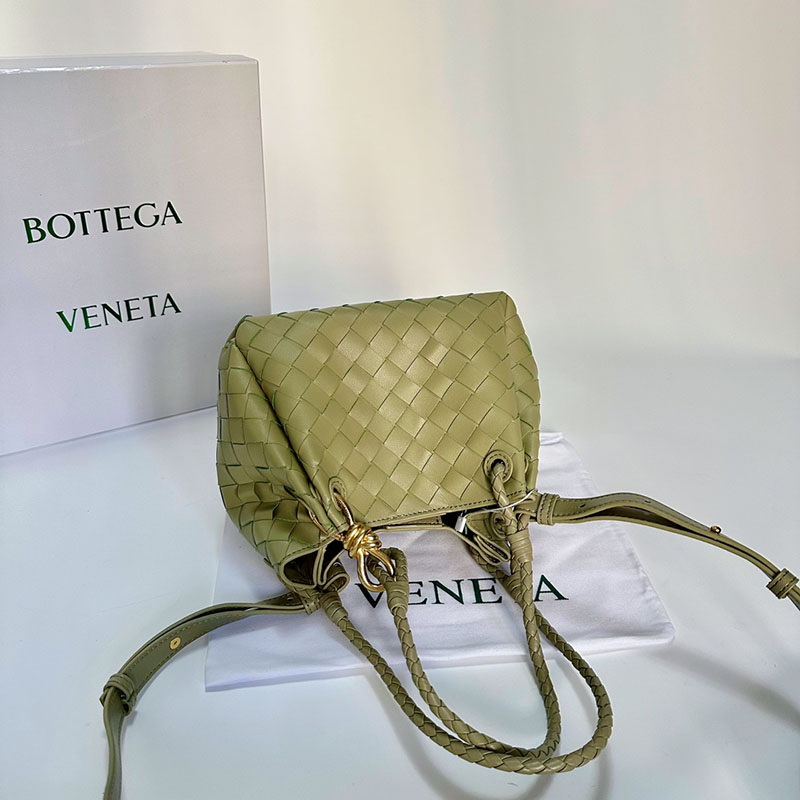 N品 Bottega Veneta ボッテガ・ヴェネタ スモール パラシュート トラバーチン 796569VCPPT2916 ラムスキン ゴールド金具 激安優良店 - 画像 (4)