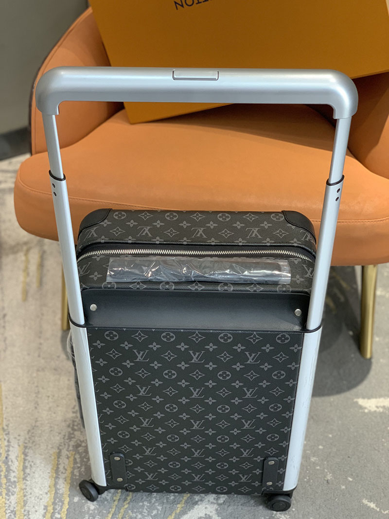 ルイヴィトン スーツケース/キャリーバッグ 新品 ホライゾン 55 ブラック M23002 モノグラム・エクリプス キャンバス シルバー金具 - 画像 (3)